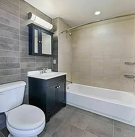 574 4th Ave #11E — Photo 3