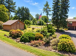 9798 SE Hillcrest Rd, Happy Valley, OR 97086