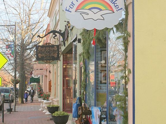 Local Shops and Restaurants