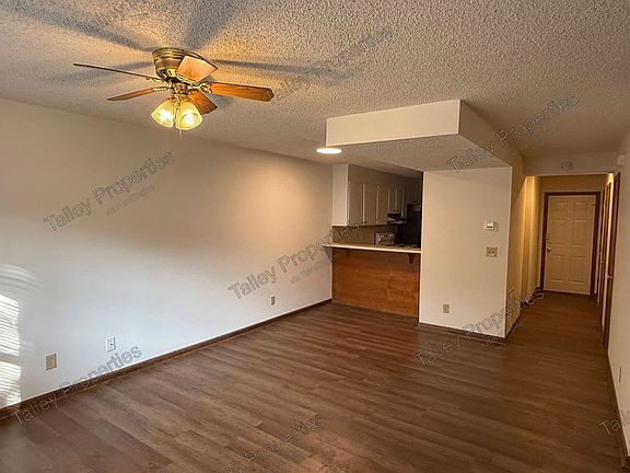 2nd image of 2033 Oakdale Rd APT F