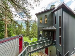 335 Echo Ridge Dr, Girdwood, AK 99587