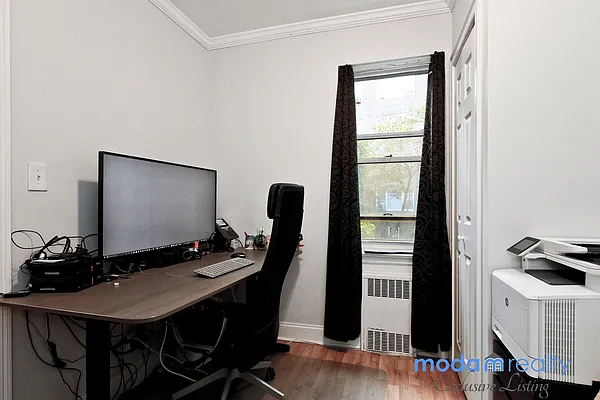 Sold by Moda Realty | media 12
