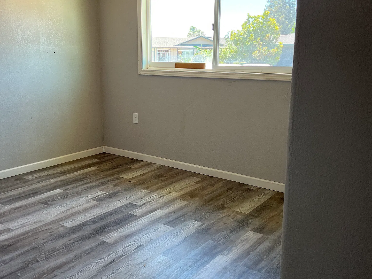 2 bed, 875 sqft, $1,750 — Photo 3