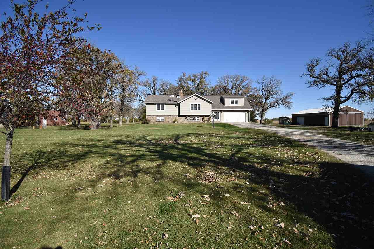 1749 Otterville Blvd, Independence, IA 50644 Zillow
