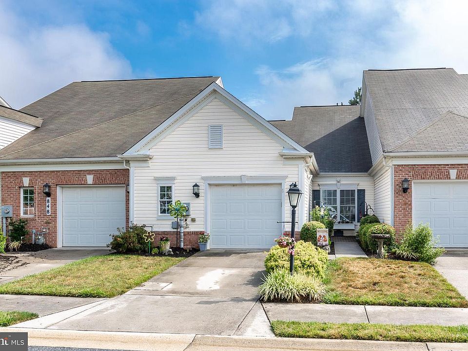 1st image of 850 Horseshoe Ln #176