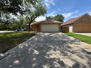 7102 Shady Elms, San Antonio, TX 78240