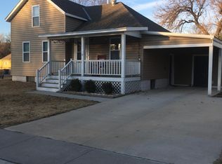 520 E 11th St, Newton, KS 67114
