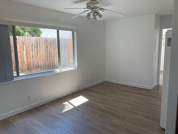 2nd image of 745 Stanford Ave #2