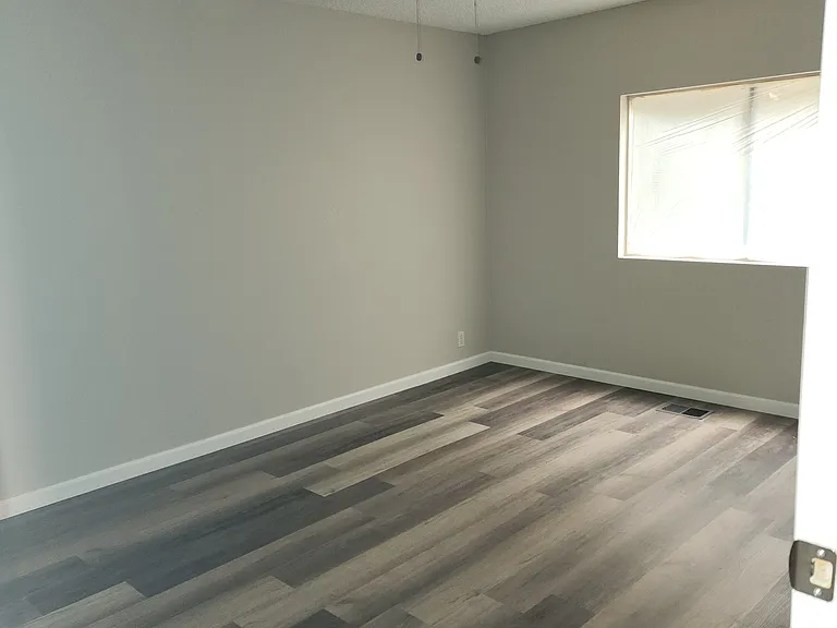 10776 Cherry Hills Dr — Photo 14