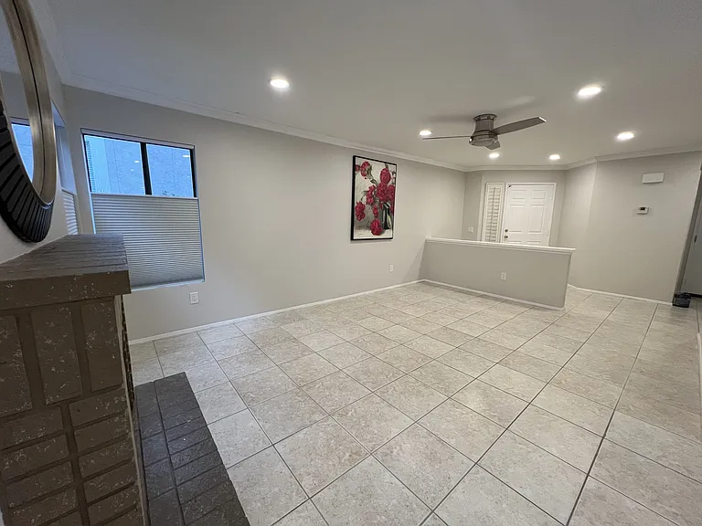 375 Windjammer Cir #0 — Photo 6