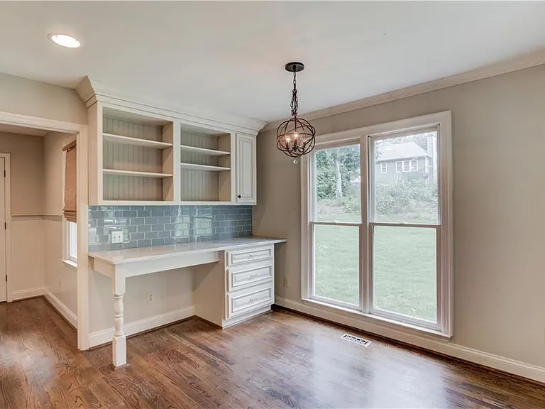 153 Lantern Ridge Ct — Photo 17