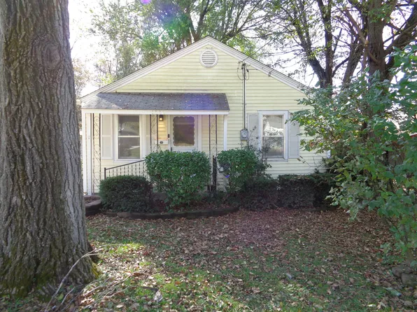 1330 W Catalpa Street, Springfield, MO 65807