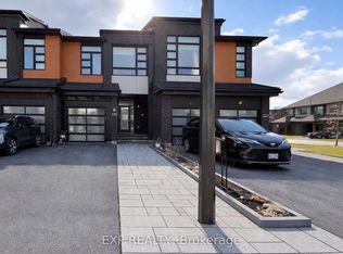 335 Wabasso Ln, Ottawa, ON K1T0T2