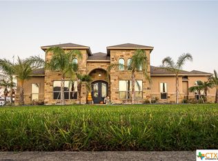 257 Escalera Ranch Rd, Victoria, TX 77905