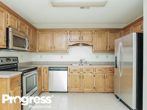 4th image of 8301 Regal Bend Dr