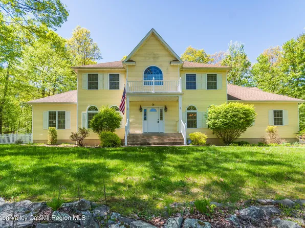 14 Glen Rock Circle, Highland, NY 12528