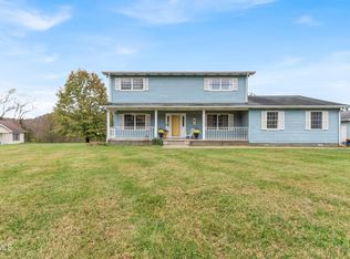 135 Minton Hollow Rd, Elizabethton, TN 37643