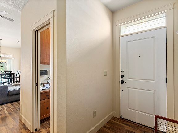 3rd image of 7108 NE 56th Street