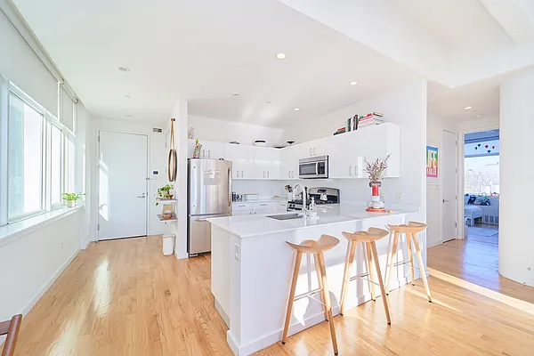 Rented by Living New York | media 5