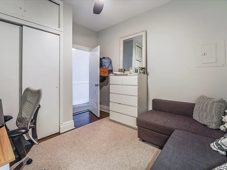 911 Willow Ave #2 — Photo 11