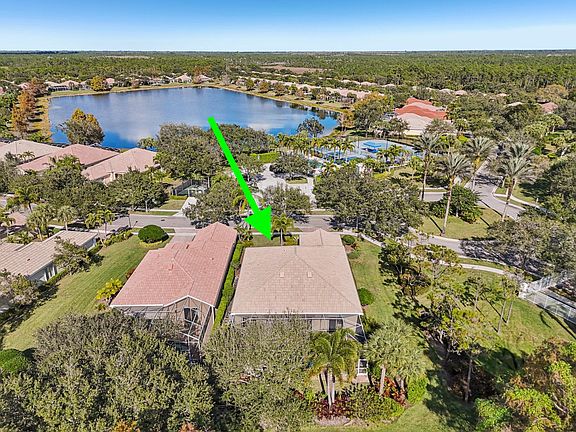 3rd image of 8811 Oldham Way