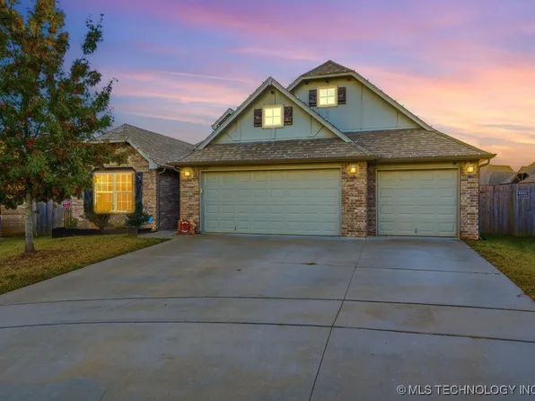 2621 W Tucson Ct, Broken Arrow, OK 74011