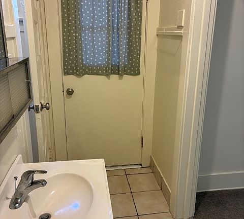 4th image of 401 S Claudina St APT 7