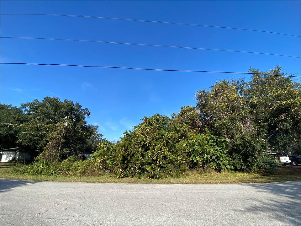 2nd image of 399 Seahorse Cir SE