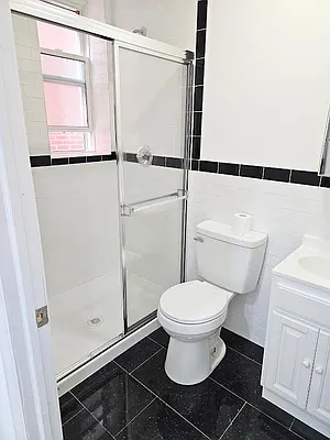 Rented by Virtual Real Estate | media 29