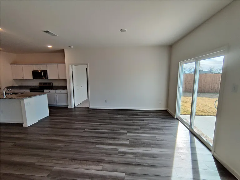 10356 Holycross Ln — Photo 18
