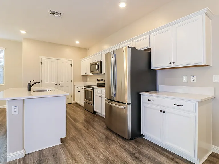 16574 W Sierra St — Photo 5