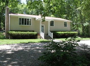 308 Gleaner Chapel Rd, Scituate, RI 02857