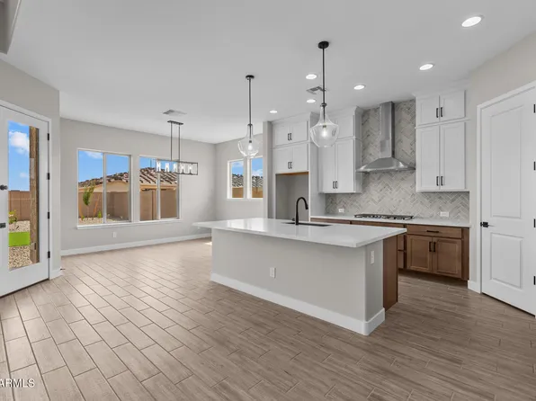 6829 N 190TH Drive, Waddell, AZ 85355