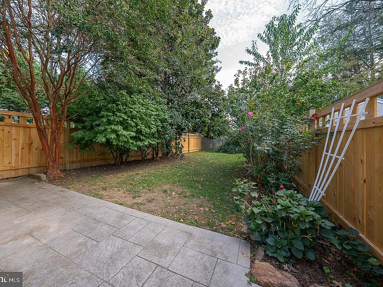 17 E Turnbull Ave — Photo 30