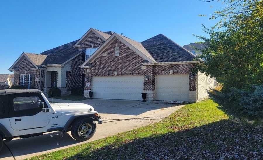 2nd image of 2452 Flowerdale Ct