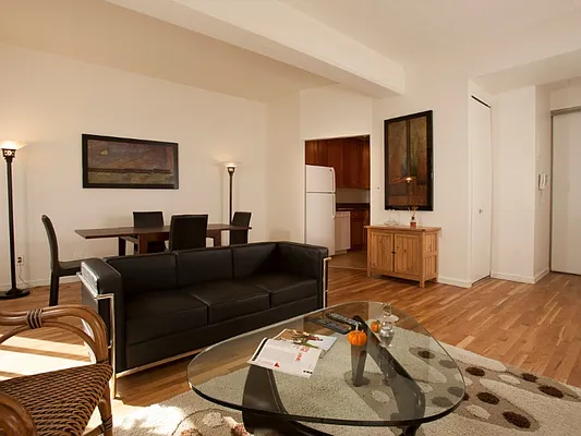 Sold by Sotheby's International Realty | media 23