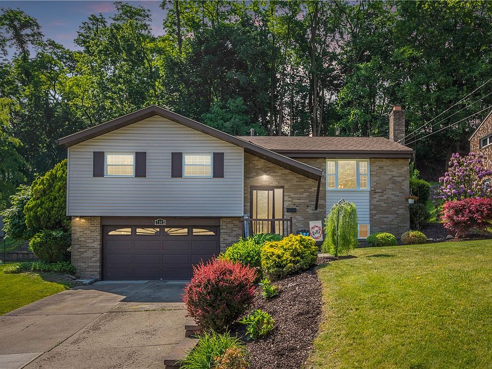 1st image of 7102 Dumbarton Pl
