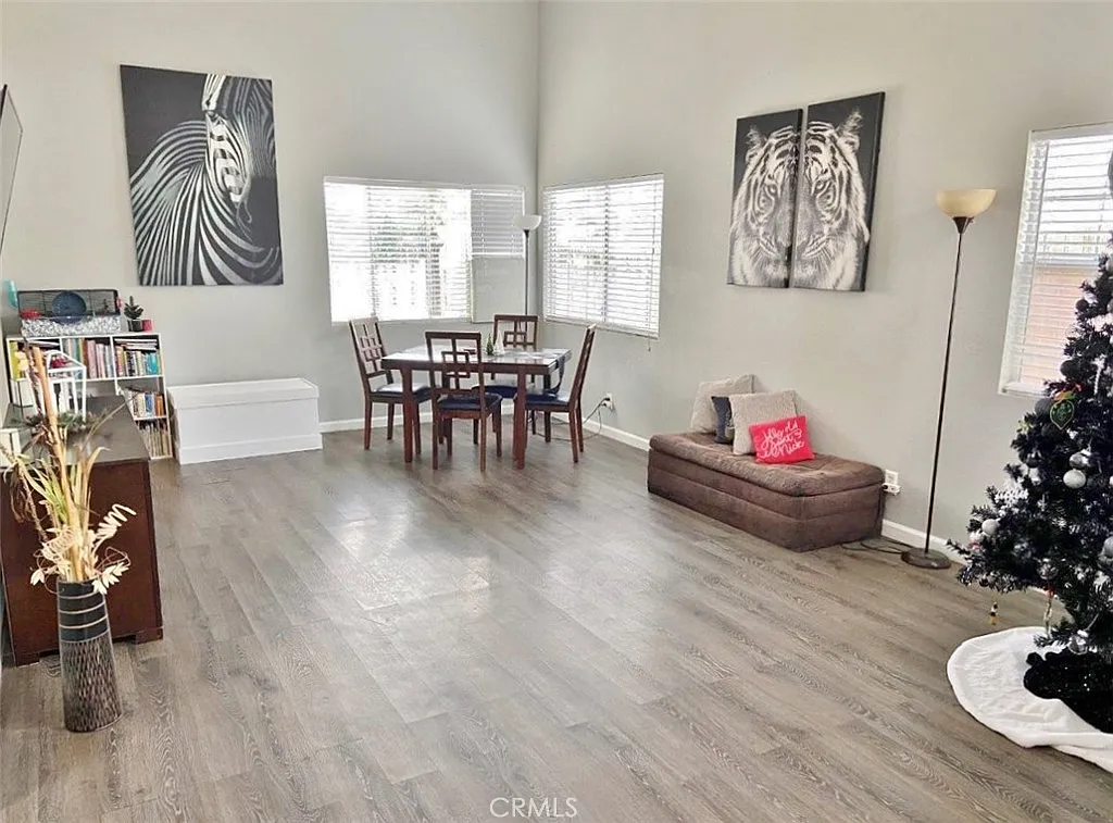 3 bed, 2.5 bath, 1900 sqft, $3,395 — Photo 4