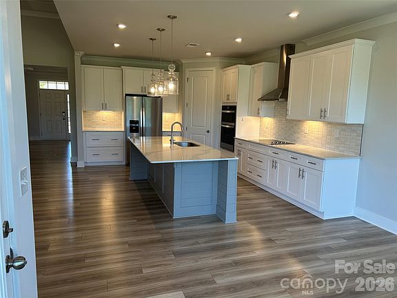 4th image of 1155 Coppergate Dr