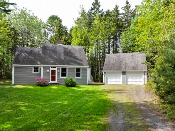 14 Paradise Lane, Southport, ME 04576