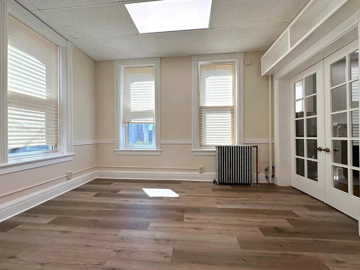 Building Photo - 152 Grand St #1