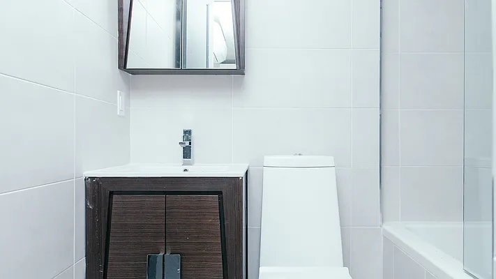 Rented by Nooklyn NYC LLC | media 25