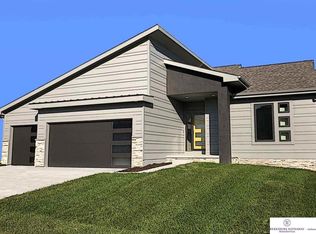 5013 N 209th Ave, Elkhorn, NE 68022