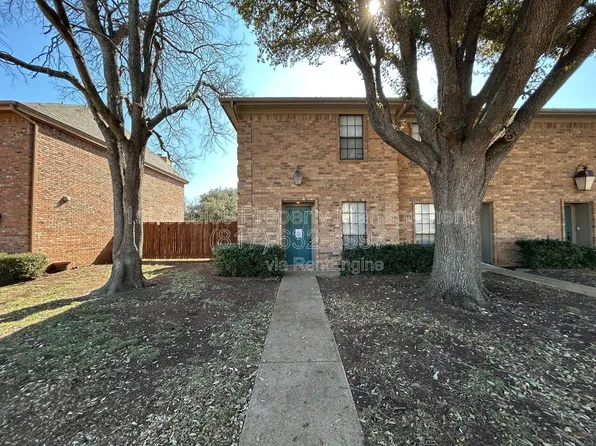 7425 Kingswood Dr, Fort Worth, TX 76133