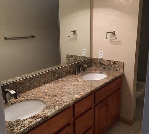 4th image of 2063 Ascot Dr #0