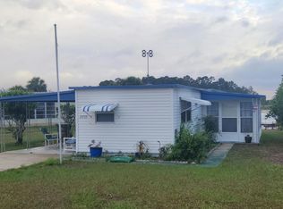 24719 Palmetto Dr, Leesburg, FL 34748