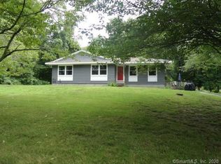 71 Walnut Hill Rd, East Lyme, CT 06333