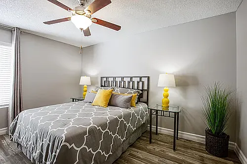 Chandler Meadows Furnished Apartments — Photo 32