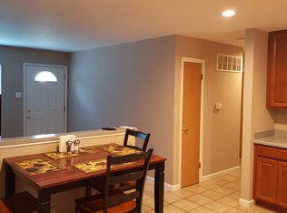 1318 Fenton Hills Rd, Fenton, MO 63026