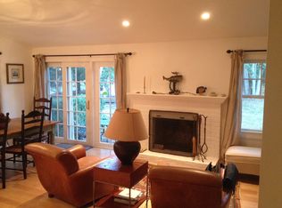 4 Deer Ln, East Hampton, NY 11937